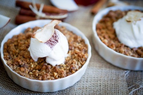 cinnamon roll oatmeal healthy go-to breakfast recipes