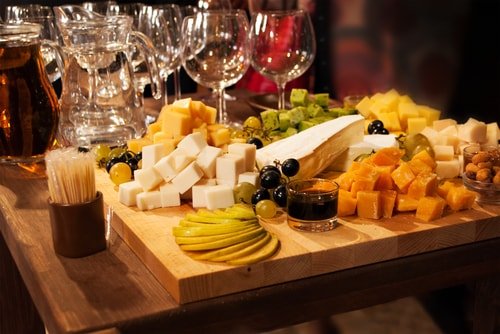 commit to staying away from cheese plate to stay motivated to lose weight