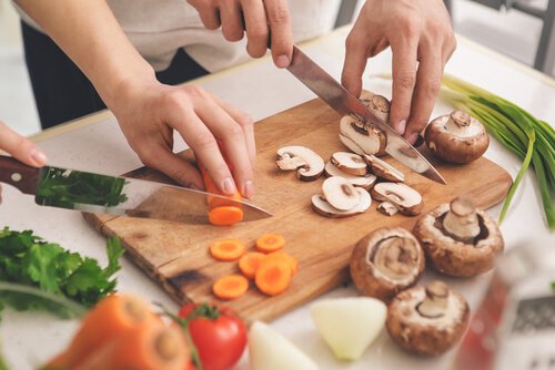 cooking healthy with a partner