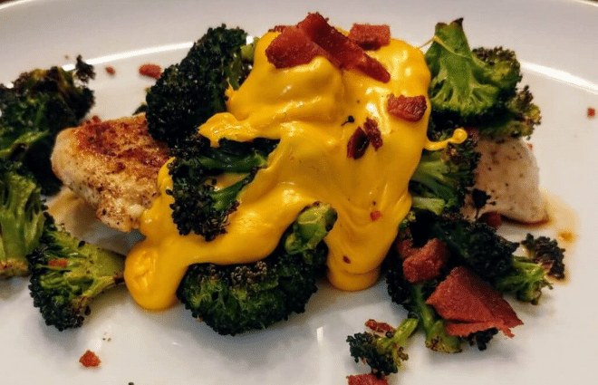 chicken and broccoli with cheese sauce, low carb dinner