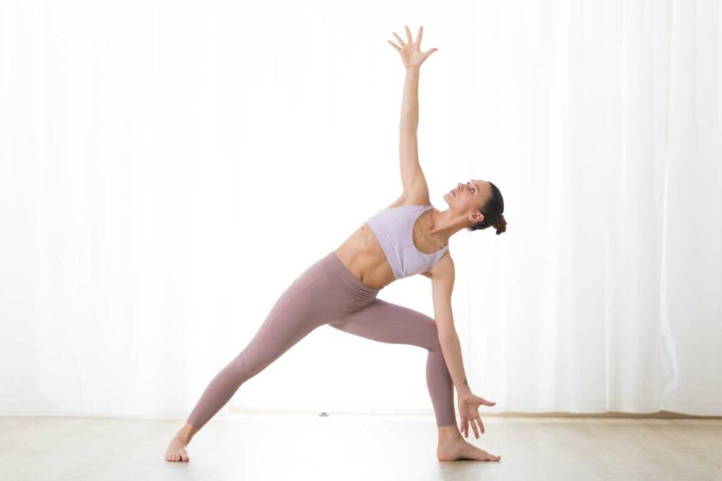 26 Bikram Yoga Poses - triangle pose
