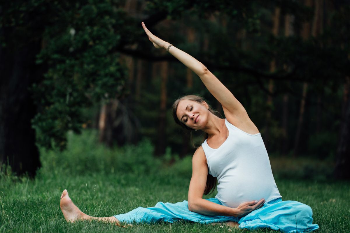 Prenatal Yoga: Benefits and Safety Tips for Expecting Mothers