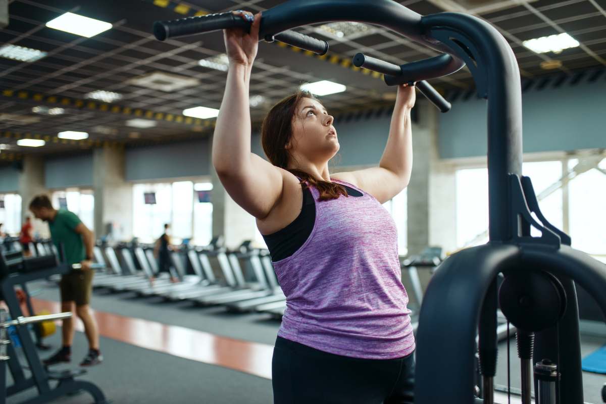 Role of Strength Training in Women's Weight Loss pull ups