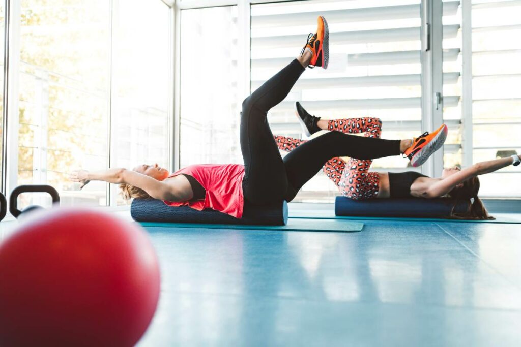 Dead Bug - Exercises to Slim Your Waist and Tone Your Core