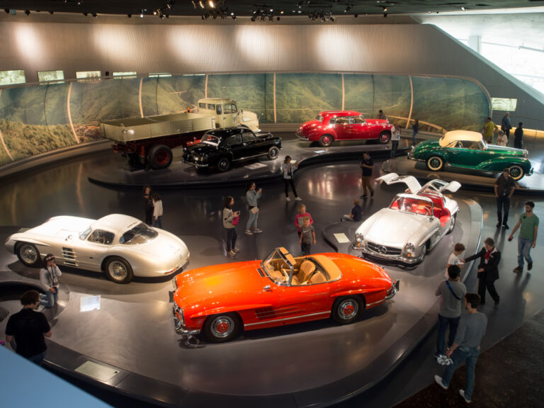 11 Rare Vintage Cars That Are Hard to Track Down