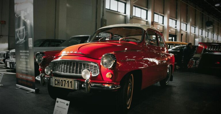 13 Classic Cars with the Most Promising Investment Potential