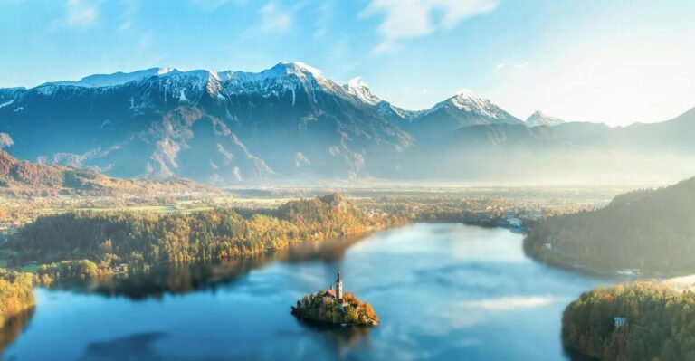 14 Refreshing Lakes in the US You Need to Swim in This Summer