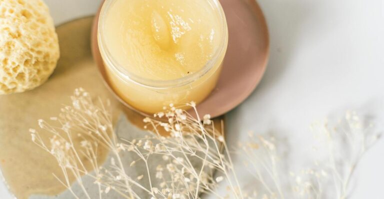 13 Natural Ingredients to Include in Your Summer Skincare Routine