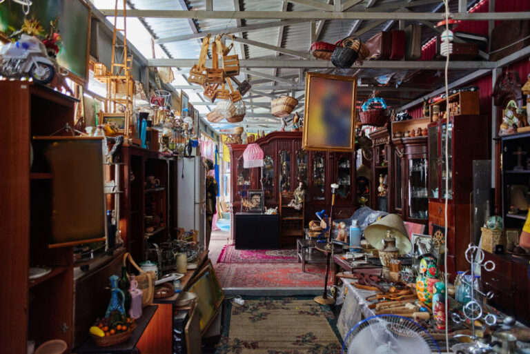 The 11 Best Places to Find Rare and Antique Dishware for Collecting