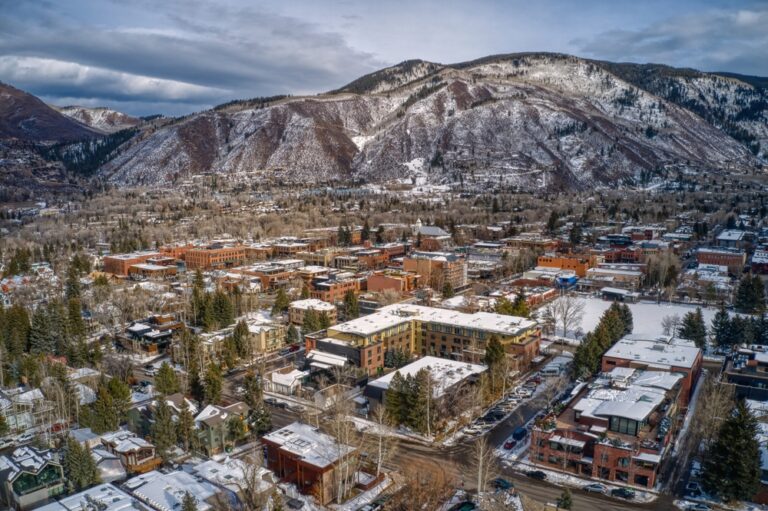 15 Mountain Towns With Late-Season Snow and Cozy Main Streets