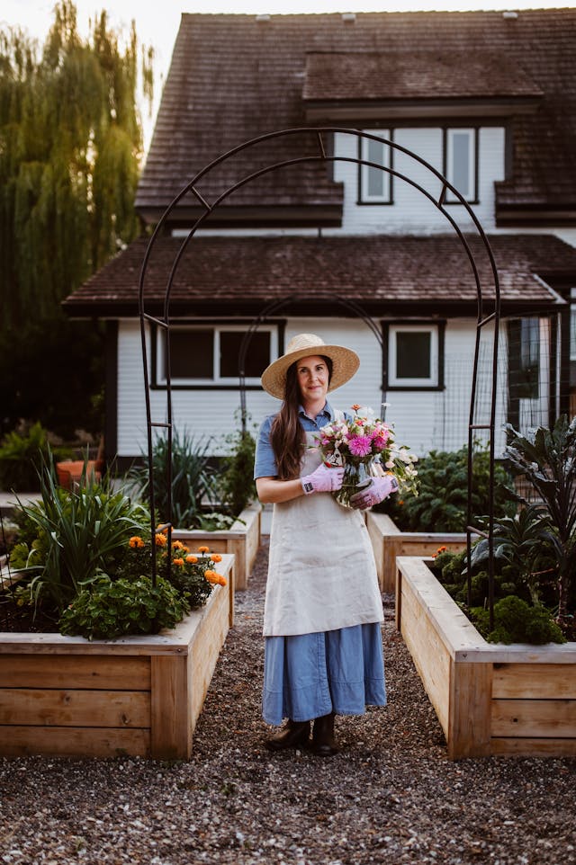 13 Gorgeous Garden Flowers Perfect for Fresh Bouquets