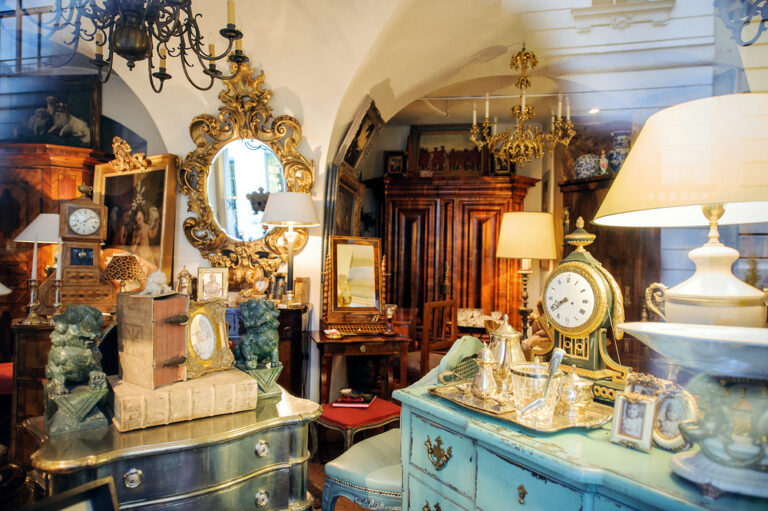 11 Best Places to Find Rare Antique Collectibles
