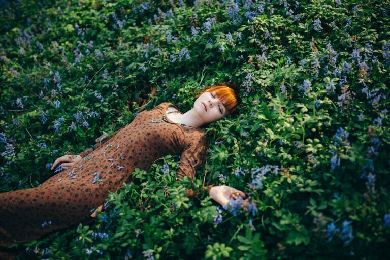 12 Super Spreader Plants That Crowd Out Weeds Naturally