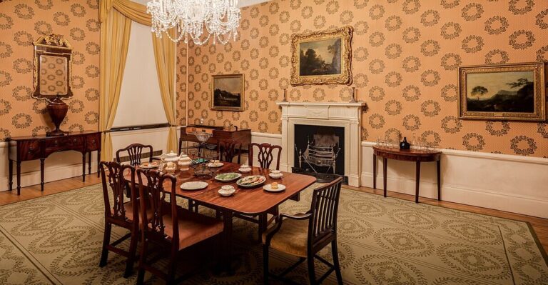 10 Common Mistakes to Avoid When Collecting Georgian Furniture