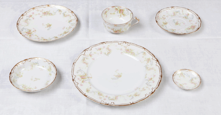 14 Iconic Antique Dishware Patterns Every Collector Should Know