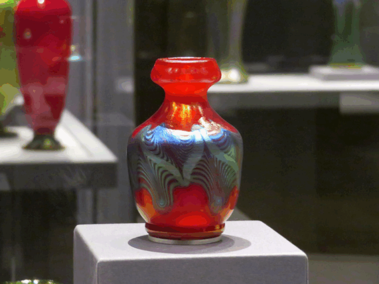 12 Tips for Appraising Your Antique Glassware Collection