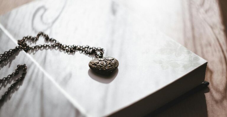 13 Priceless Pieces of Jewelry Lost to History