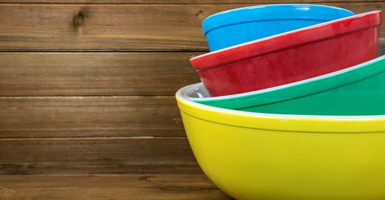 11 Vintage Pyrex Pieces You Didn’t Know Were Worth Big Money