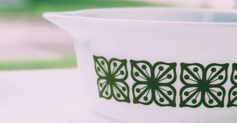 10 Most Valuable Vintage Pyrex Pieces Every Collector Should Know