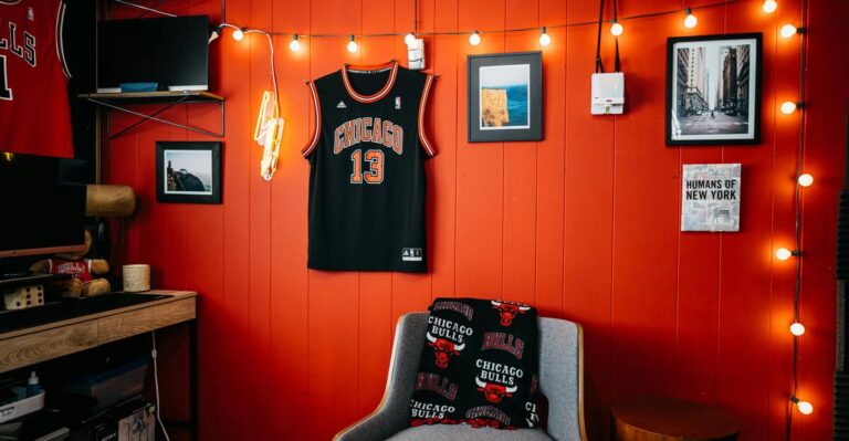 11 Most Valuable Pieces of Sports Memorabilia Ever Sold