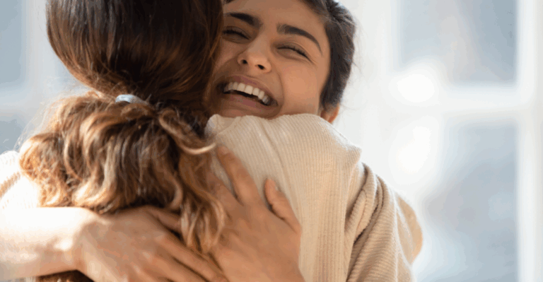 15 Thoughtful Gestures That Bring You Closer to Your Friends