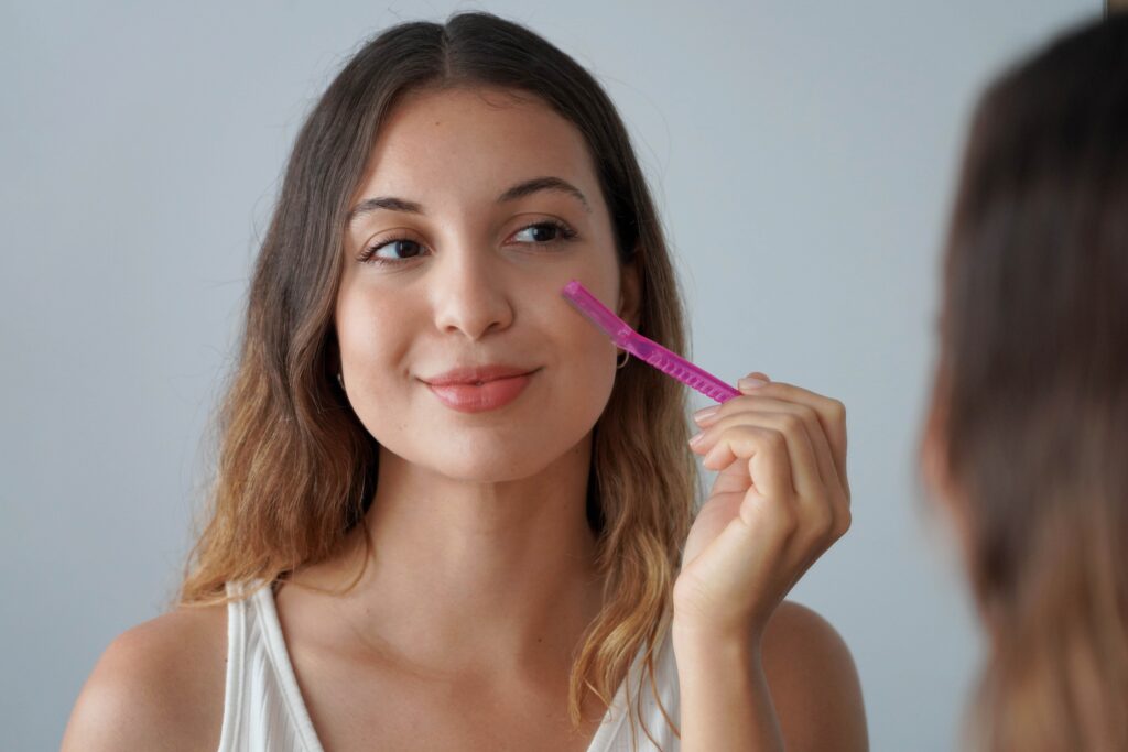 dermaplaning tool