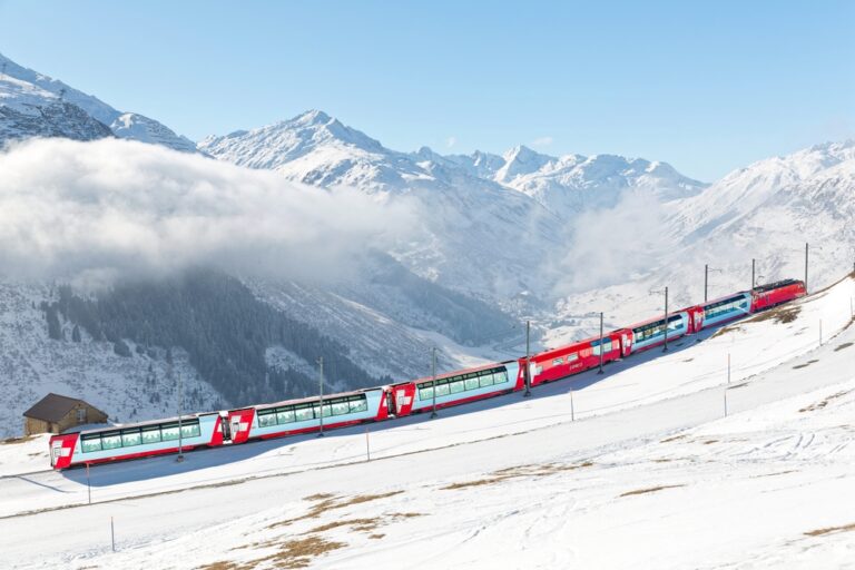 8 Mountain Railways Around The World With Winter Views From The Window