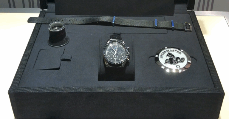 10 Fascinating Stories Behind Legendary Vintage Accessories