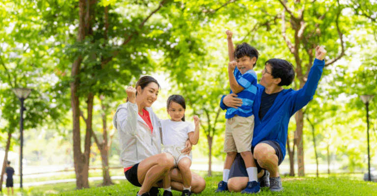 19 Signs of a Healthy Family Relationship