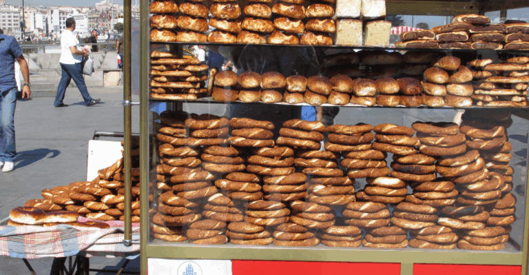 20 Must-Try Street Foods from Around the World