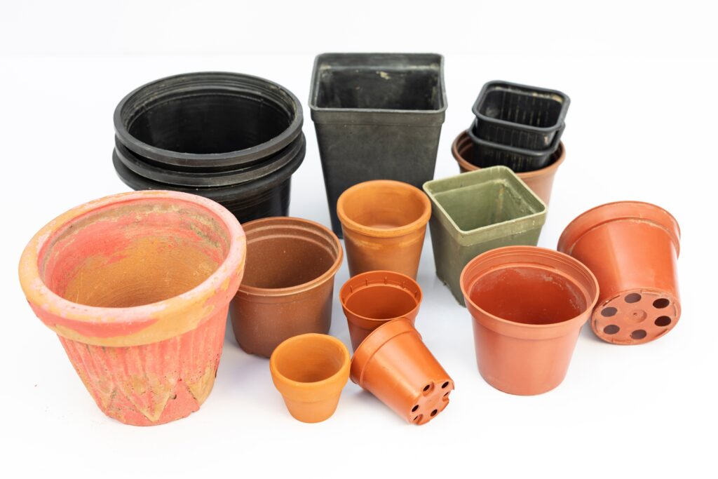 pots with drainage holes