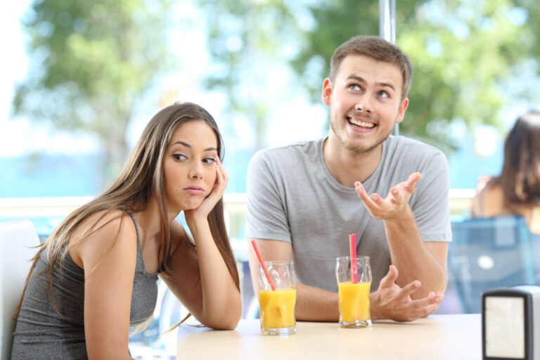 13 Early Dating Red Flags To Watch Out For