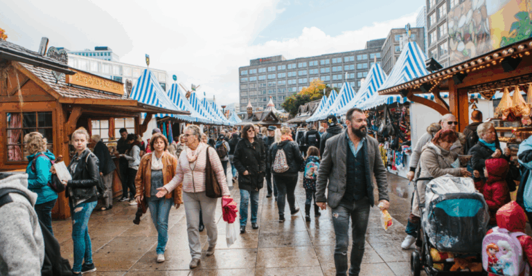 16 International Cities with the Best Autumn Street Markets