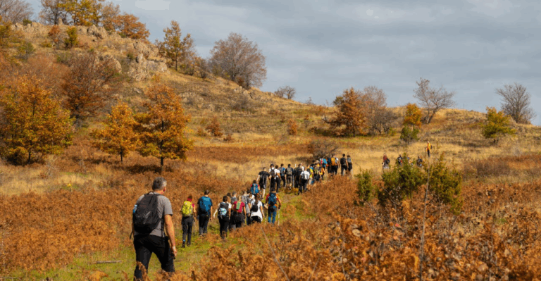 17 International Destinations With Perfect Hiking Weather in Autumn