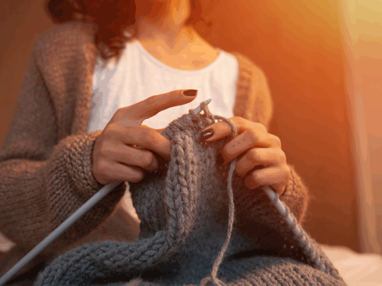 13 Cozy Projects to Start Before December Arrives