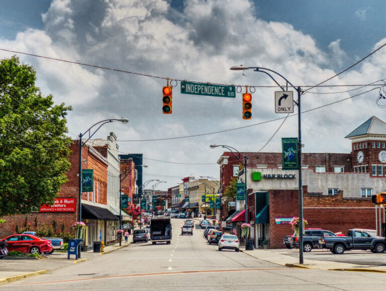 13 Blue Ridge Main Streets With General Stores and Scenic Overlook Drives