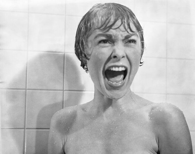 12 Classic Horror Movies That Still Hold Up Today