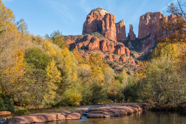 7 Cozy Mountain Retreats Perfect for Fall Getaways