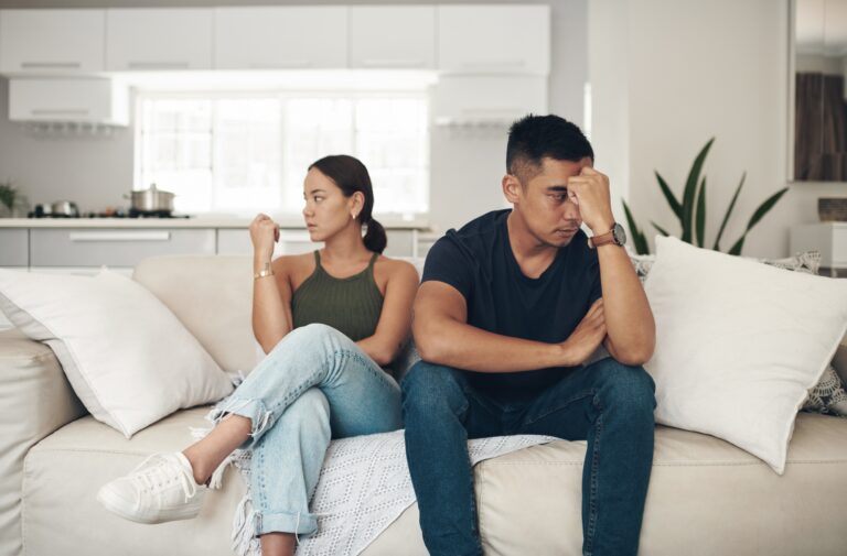 15 Common Mistakes That Can Ruin Romantic Relationships