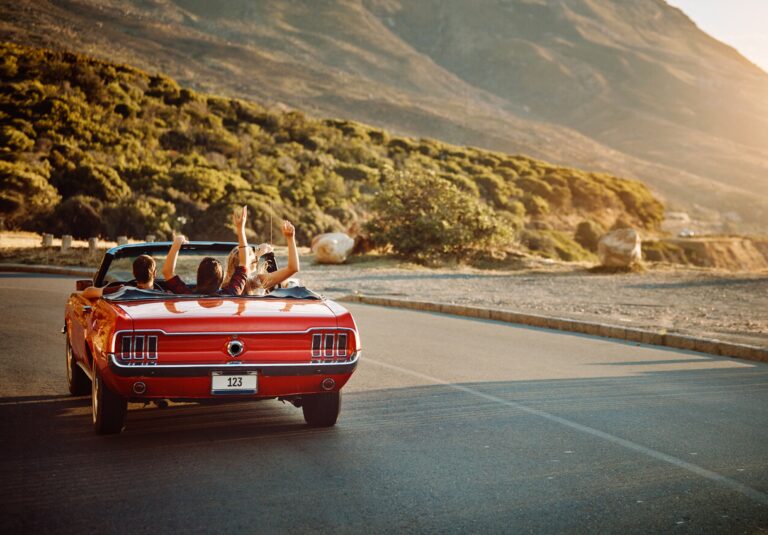 14 Epic Road Trips Everyone Should Take Across the U.S.