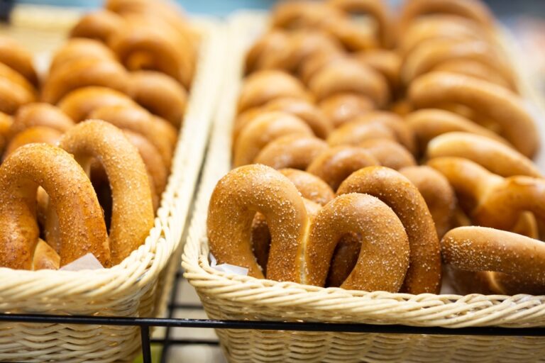 12 Snacks That Pair Perfectly with Apple Cider