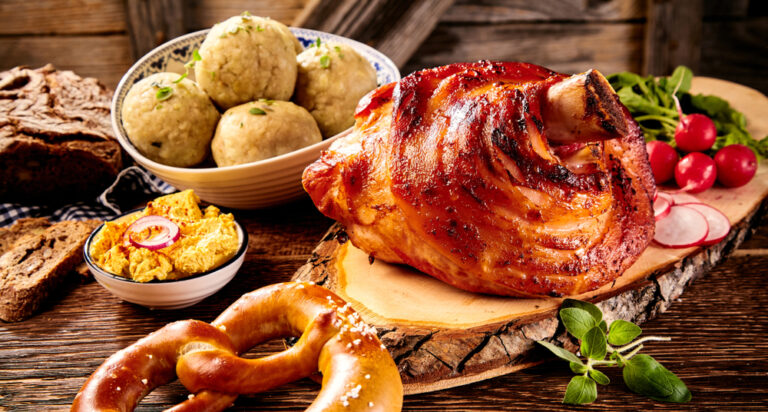 12 Historical Dishes Traditionally Served in October Festivals