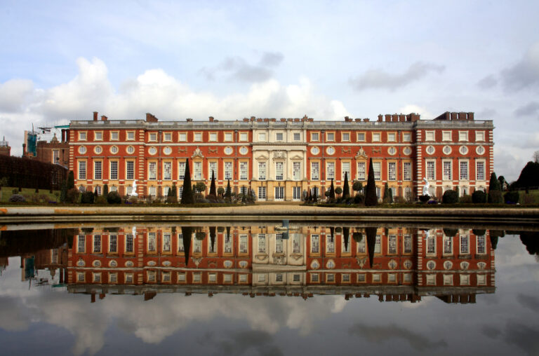 14 Most Haunted Places in the U.K. That Tourists Love to Visit