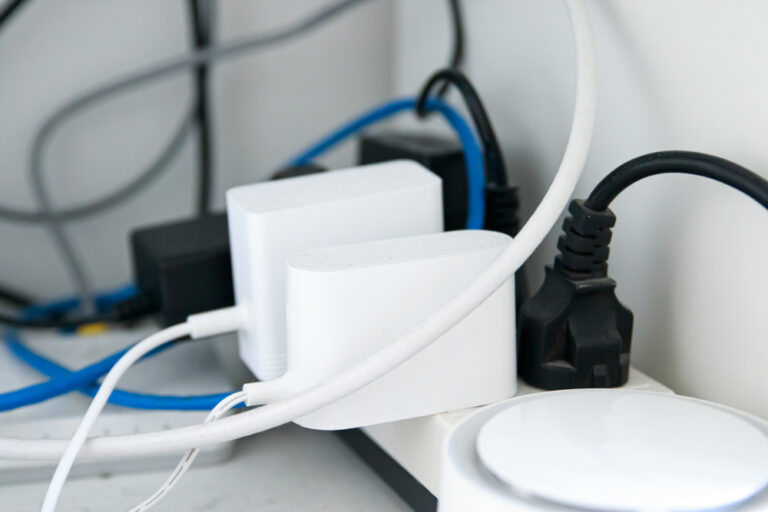 12 Things in Your Living Room That Quietly Make It Feel Cluttered