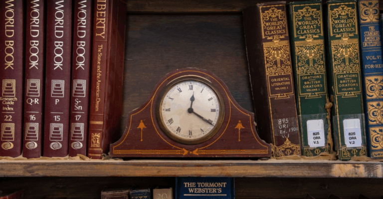 10 Rare Mantel Clocks That Have Stood the Test of Time