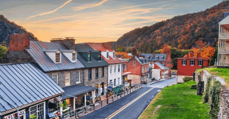 11 Small Historic Towns Perfect for a Fall Getaway