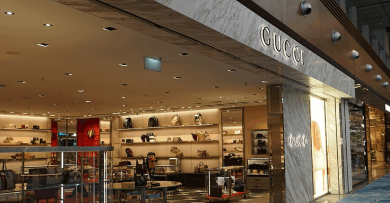 10 Rare Collectible Gucci Bags From Tom Ford’s Era