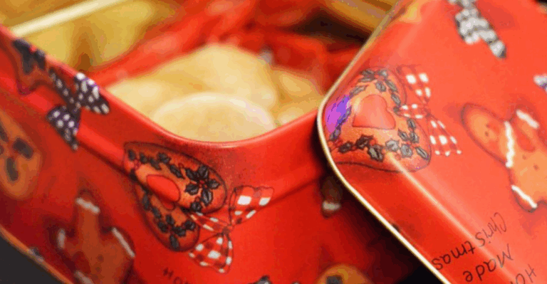 12 Rare Holiday Advertising Tins That Became Seasonal Collectibles