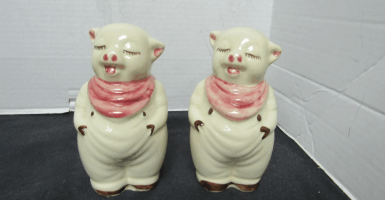 13 Shawnee Ceramic Pieces That Defined Mid-Century Décor