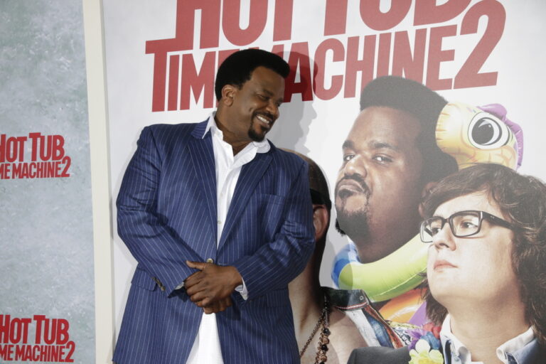 12 Side Characters From American Comedies Who Stole the Spotlight